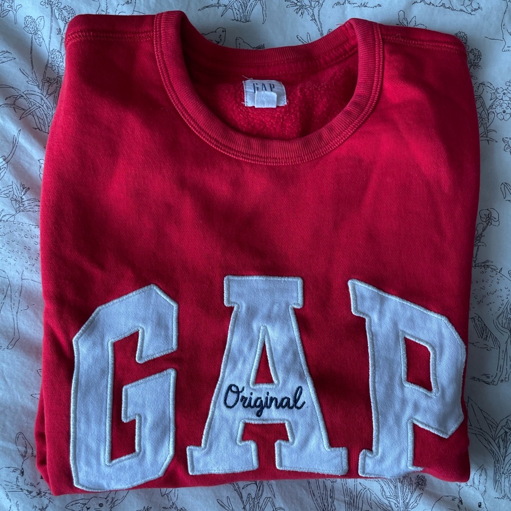 GAP Sweater